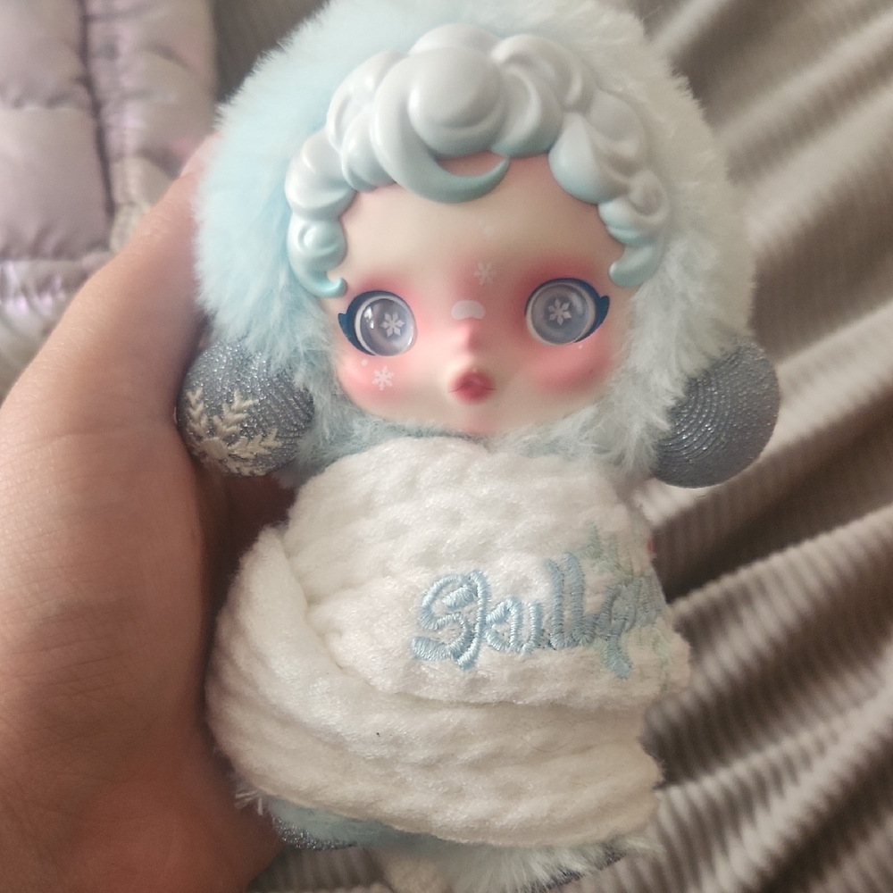 Skullpanda Winter Symphony Keychain